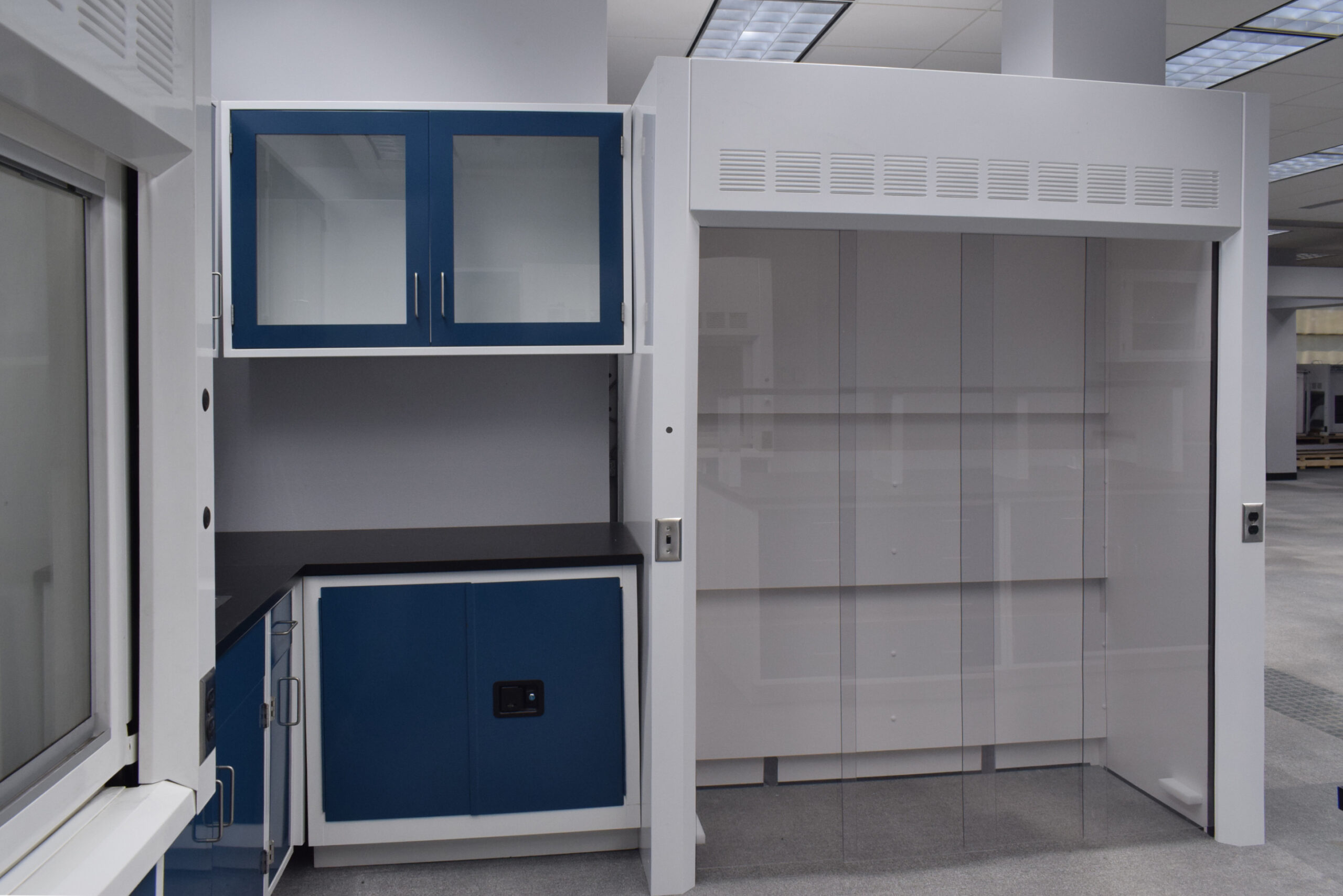 Fisher American Laboratory U Shaped Cabinet Group w/ 6’ & 4’ Bench Fume Hood, 6’ Walk-In and Island Group